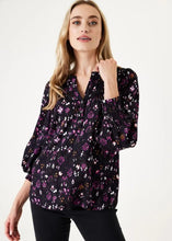 Load image into Gallery viewer, BLACK BLOUSE WITH PRINT