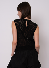 Load image into Gallery viewer, YUKO SLEEVELESS CREW NECK PULL-OVER