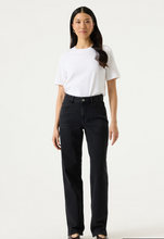 Load image into Gallery viewer, Celia 251 Regular Straight Jeans - Dark Used