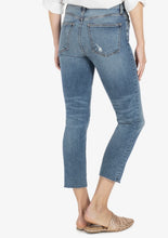 Load image into Gallery viewer, RACHAEL HIGH RISE MOM JEAN (NOTICABLE WASH)