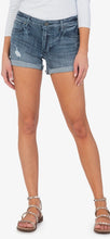 Load image into Gallery viewer, Madeline Boyfriend Short (Knack Wash)