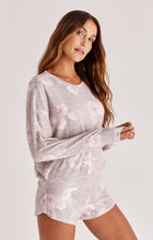 Load image into Gallery viewer, IZZIE FLORAL LONG SLEEVE TOP