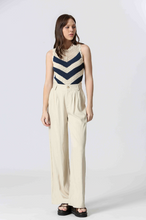 Load image into Gallery viewer, STRIPED TOP
