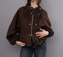Load image into Gallery viewer, MIA IMITATION SUEDE BALLOON JACKET-DEEP BROWN
