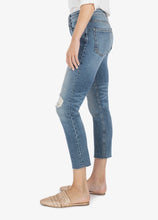 Load image into Gallery viewer, RACHAEL HIGH RISE MOM JEAN (NOTICABLE WASH)

