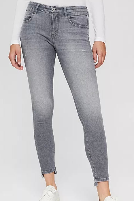 MED RISE ORGANIC SKINNY JEANS