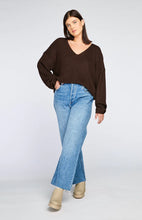 Load image into Gallery viewer, TUCKER PULLOVER
