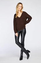 Load image into Gallery viewer, TUCKER PULLOVER
