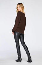 Load image into Gallery viewer, TUCKER PULLOVER
