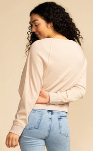 The Evelynn Pullover Beige