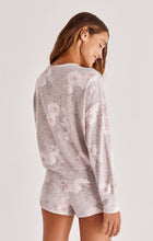 Load image into Gallery viewer, IZZIE FLORAL LONG SLEEVE TOP
